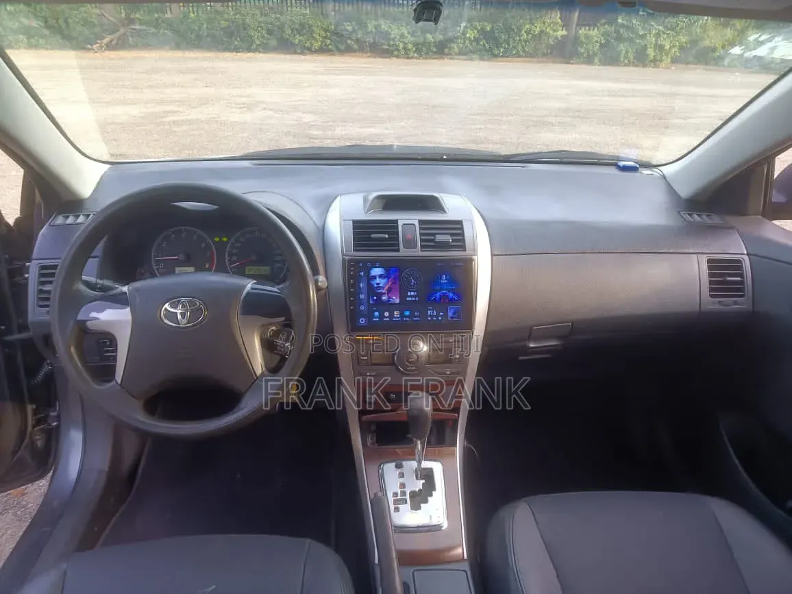Toyota Corolla 2013 Gray