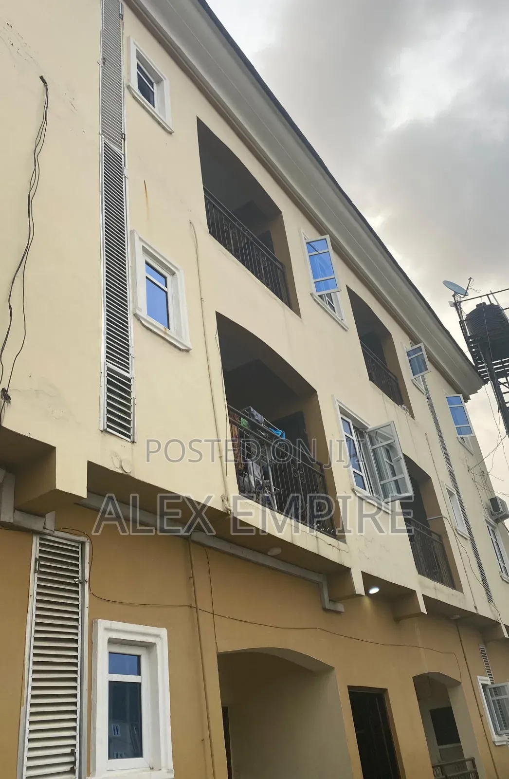 2bdrm Block of Flats in Ago Palace for sale
