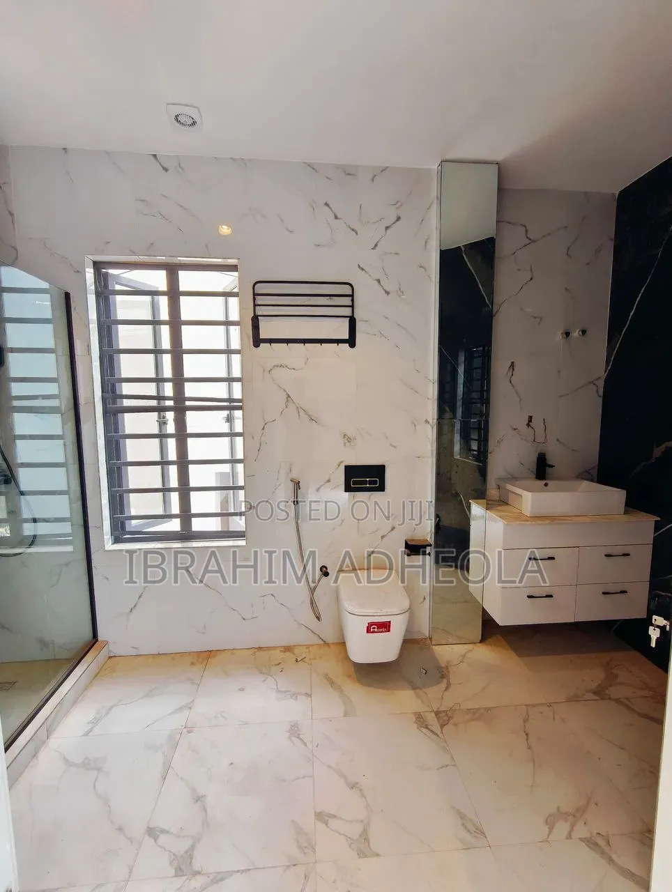 5bdrm Duplex in Ikeja Gra for sale