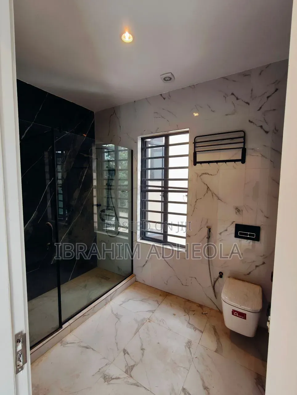 5bdrm Duplex in Ikeja Gra for sale