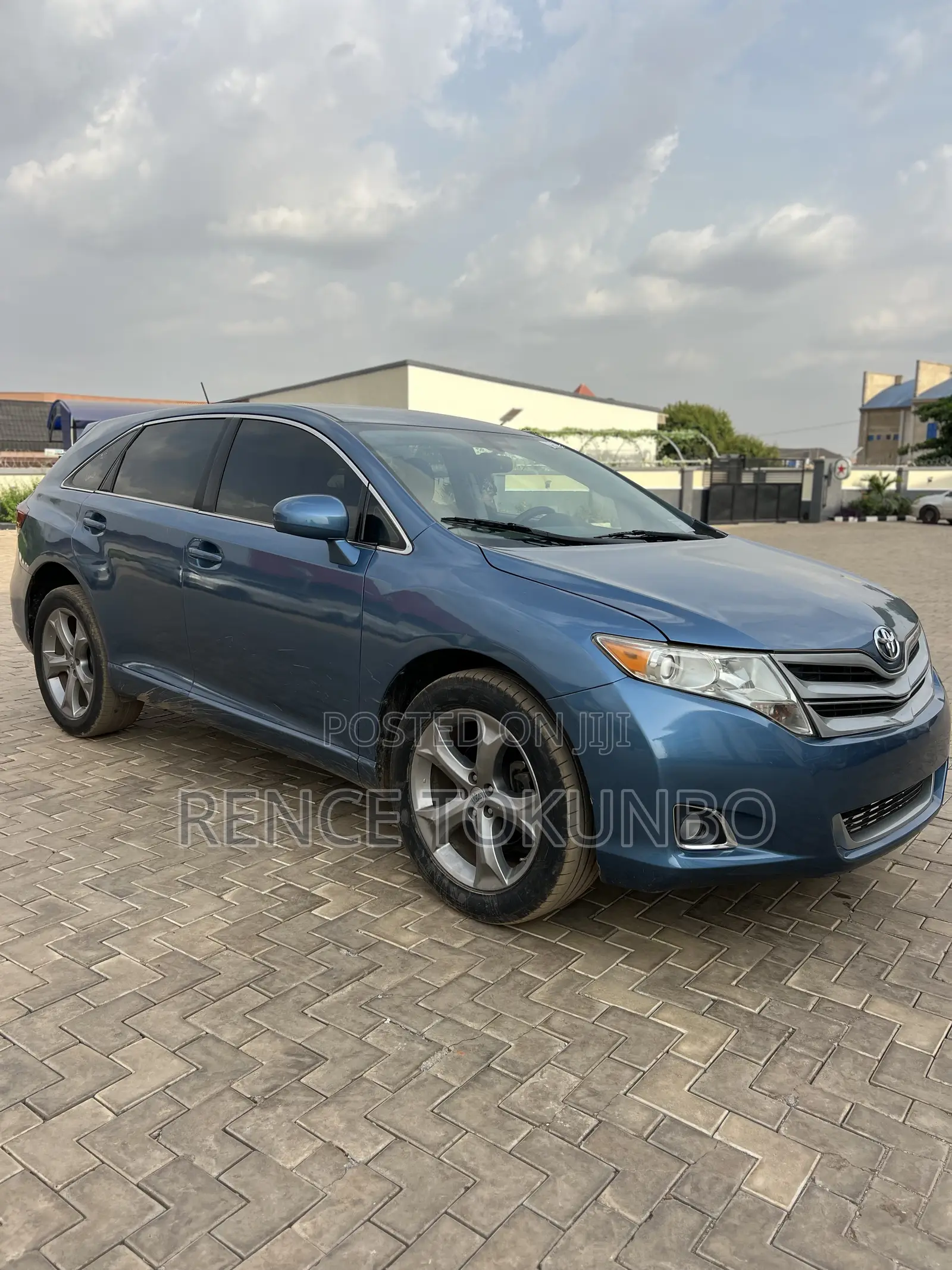 Toyota Venza 2011 Blue