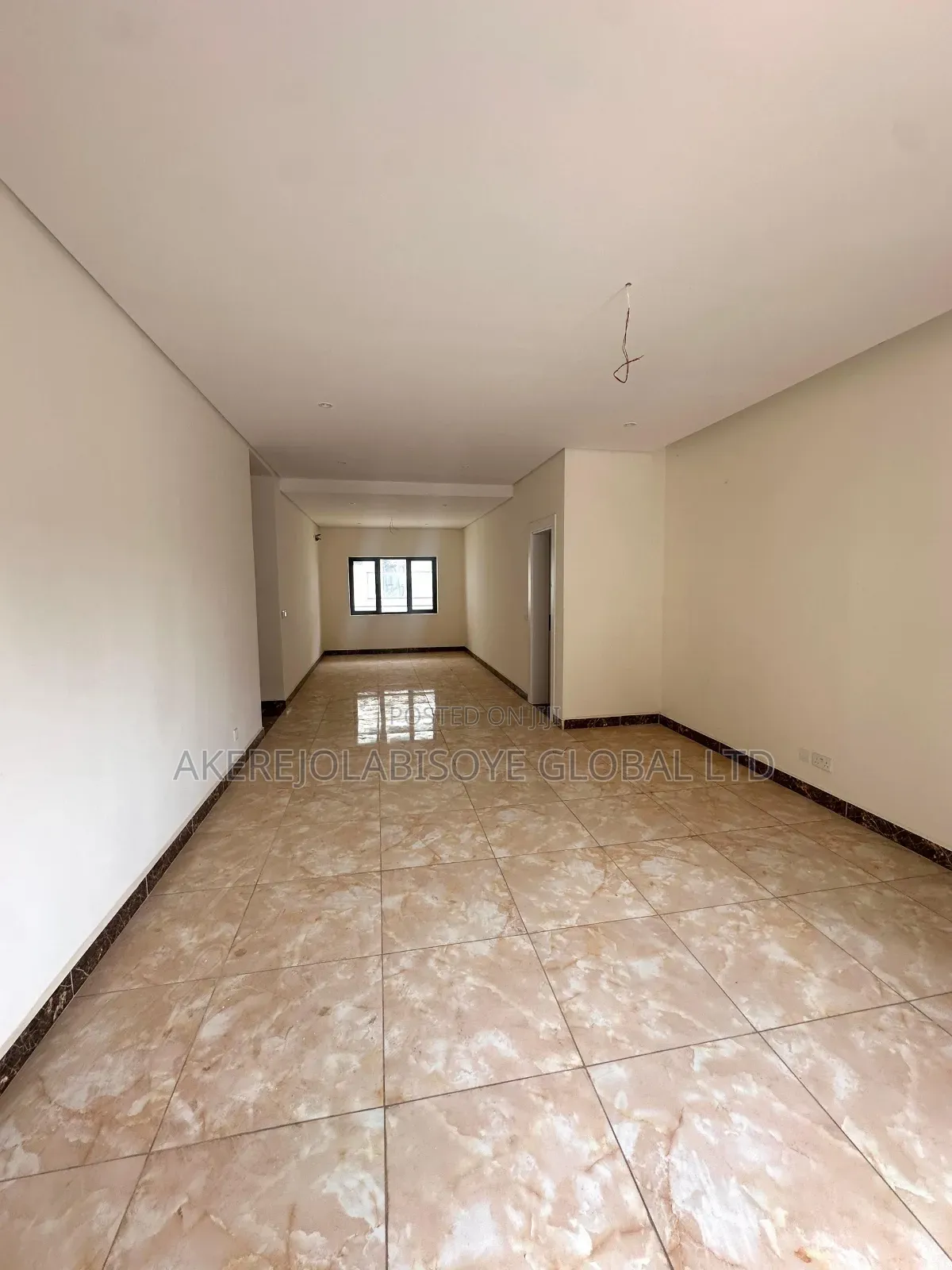 3bdrm Apartment in Jahi Gilmore, Abuja for rent