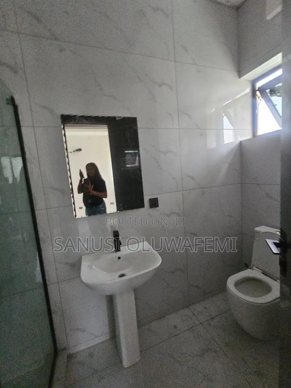 4bdrm Duplex in LSDPC Maryland Estate for sale