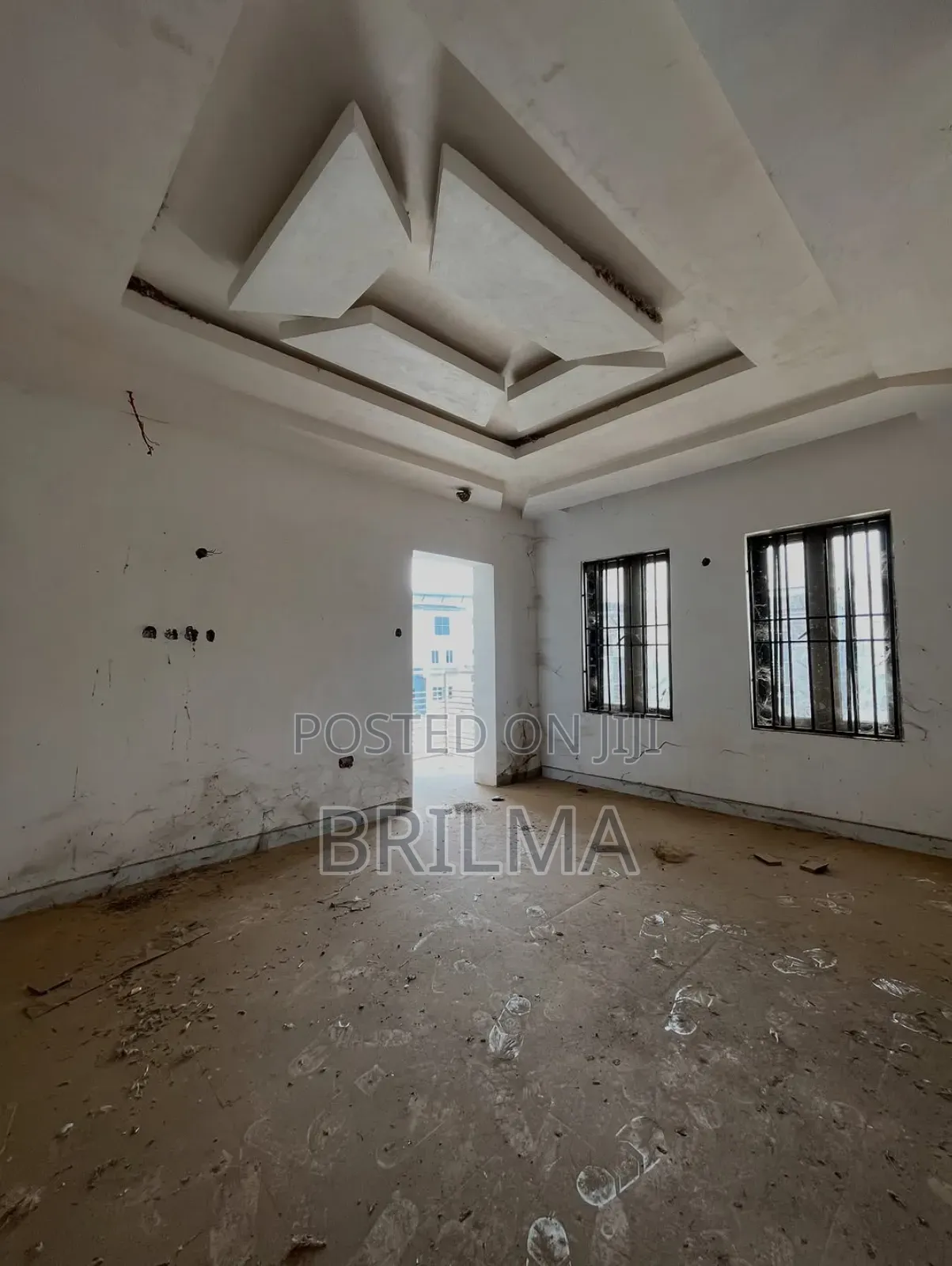 4bdrm Duplex in Life Camp for sale