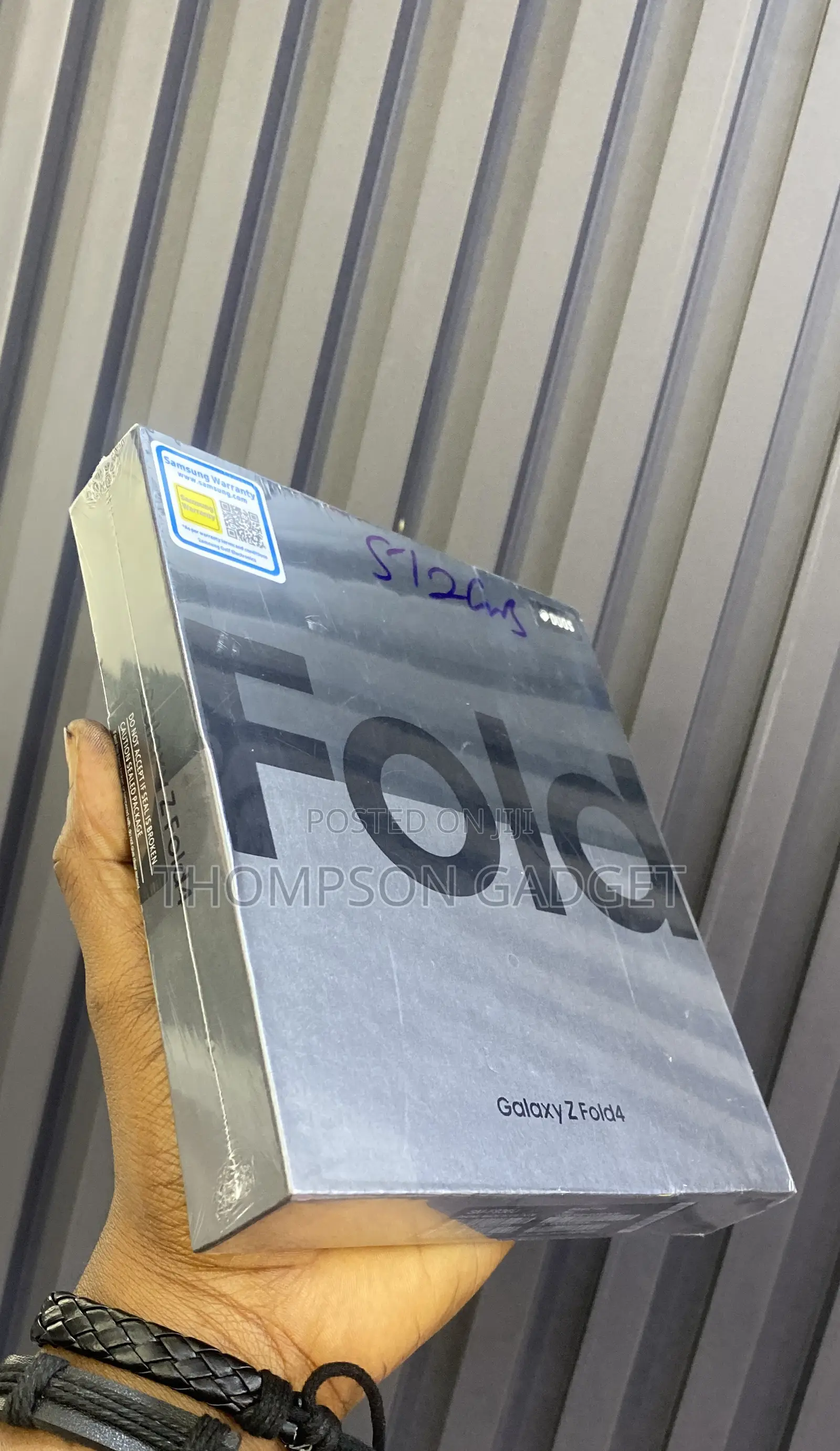 New Samsung Galaxy Z Fold4 512 GB Blue