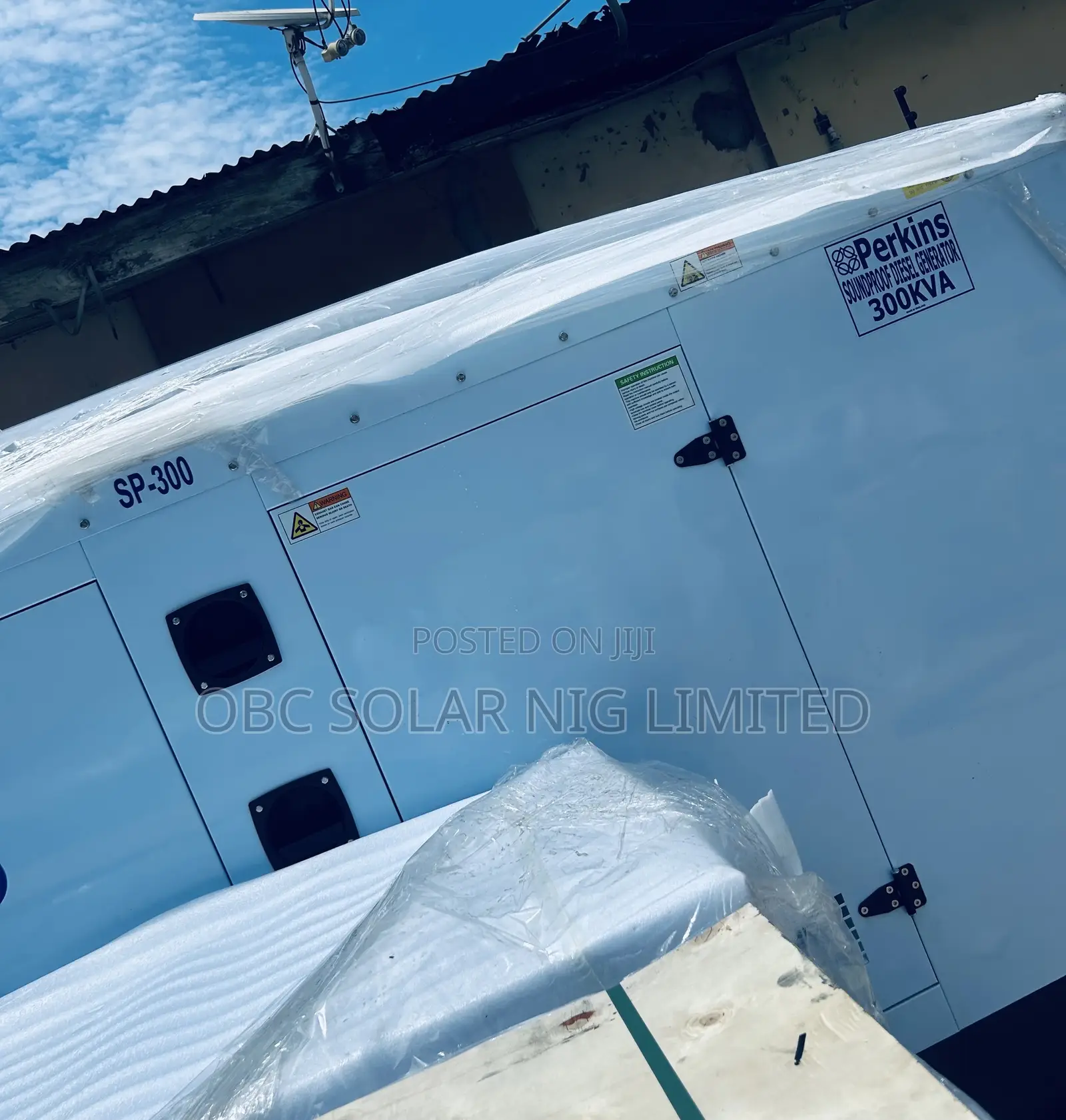 Perkins Soundproof Big Power, Small Noise – 300kva Generator