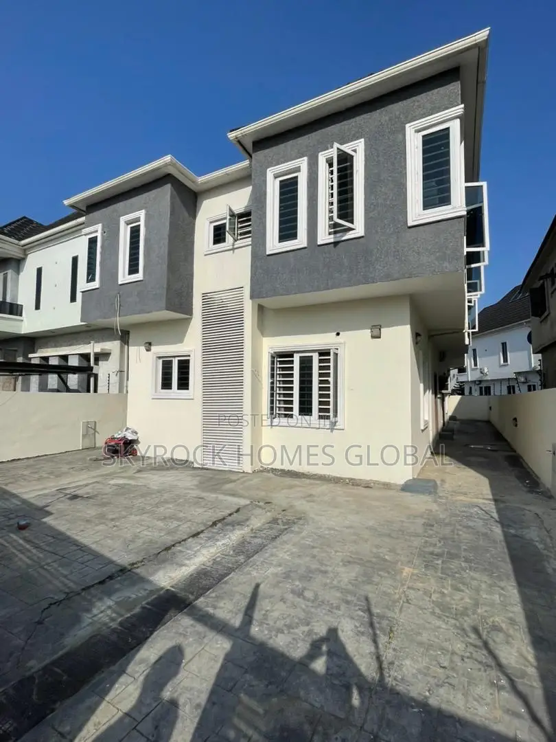 3 Bedroom Maisonette