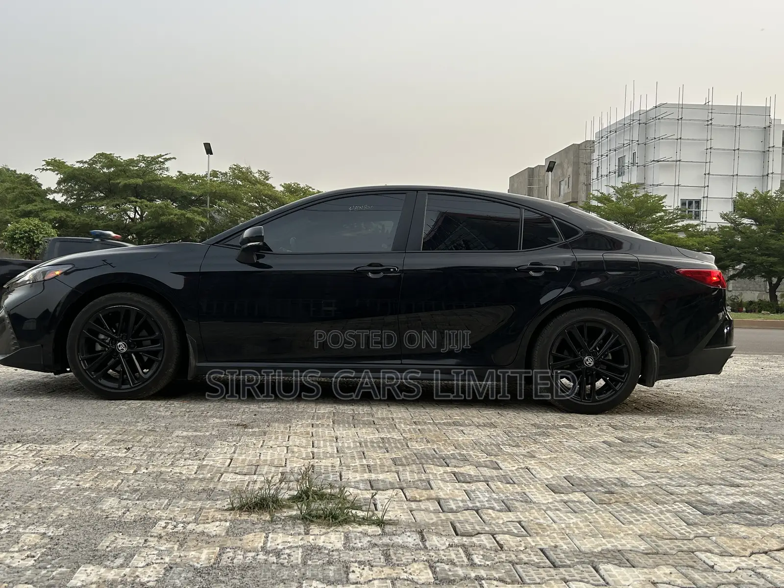 Toyota Camry SE 2025 Black