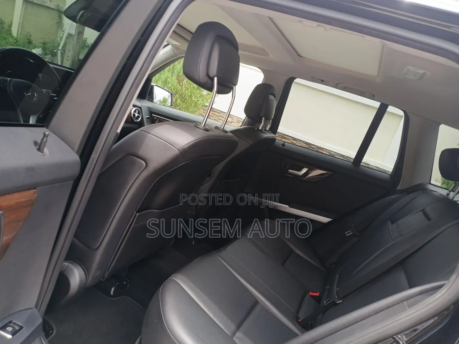 Mercedes-Benz GLK-Class Base GLK 350 4dr AWD 4MATIC (3.5L 6cyl 7A) 2015