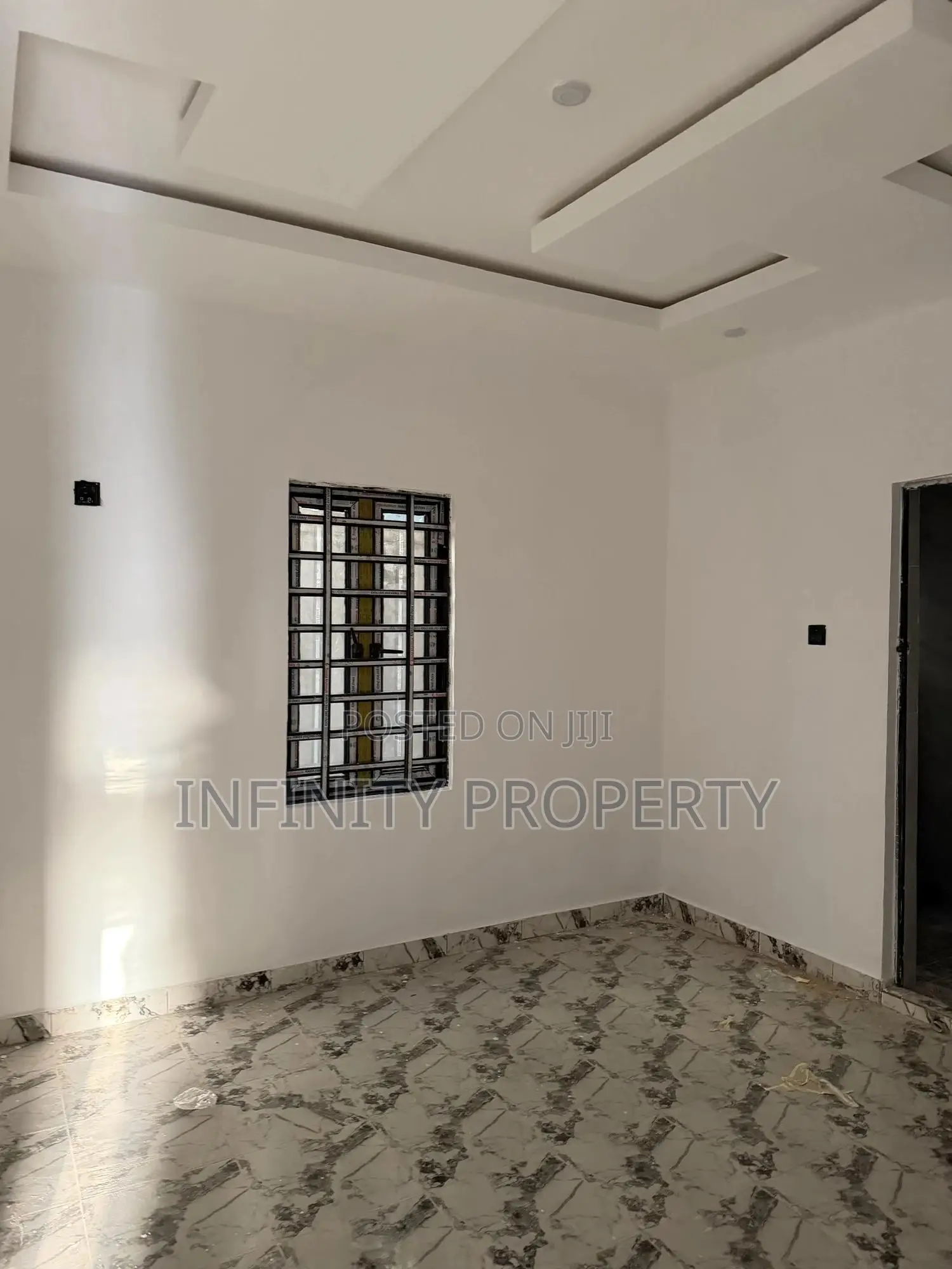 3bdrm Block of Flats in Pz, Benin City for rent
