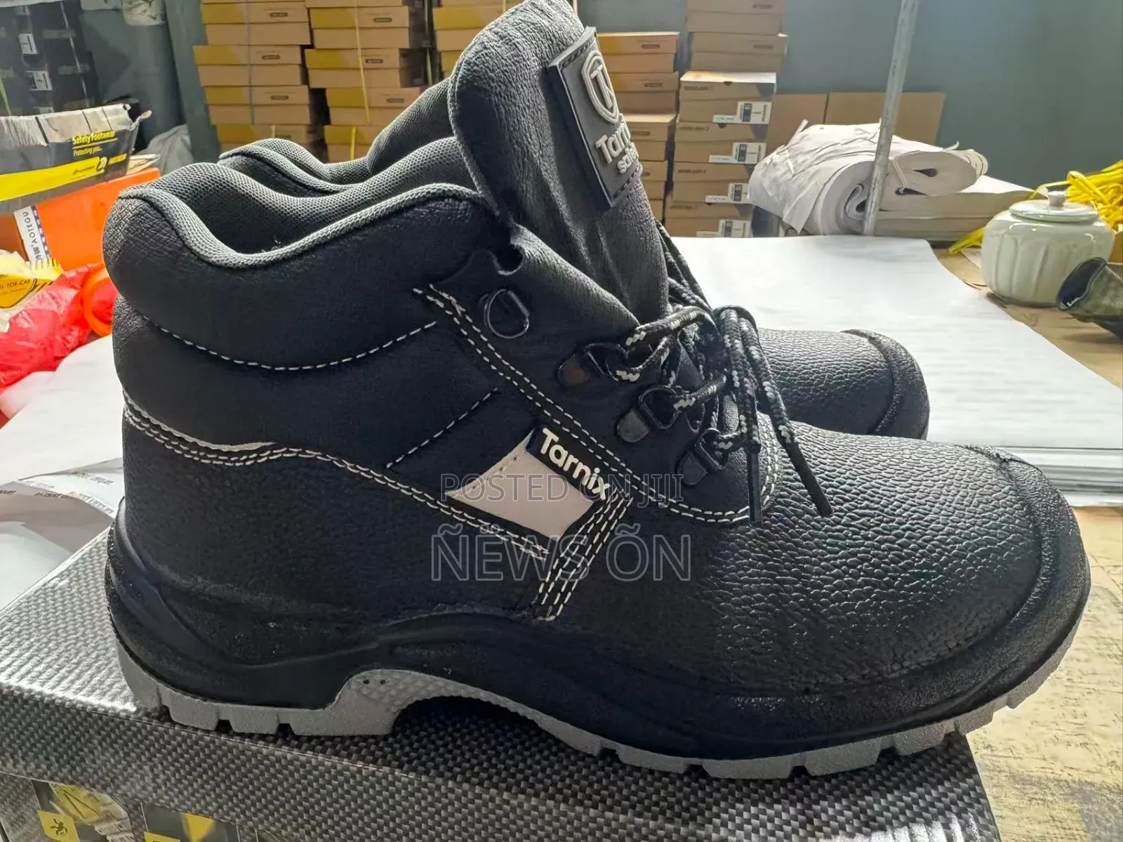 Tarnix Safety Shoes