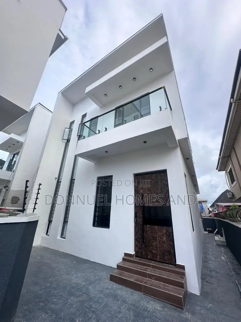 4bdrm Duplex in Lekki Expressway for sale