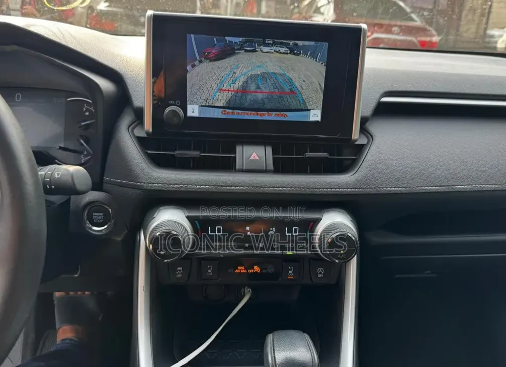 Toyota RAV4 2024 White