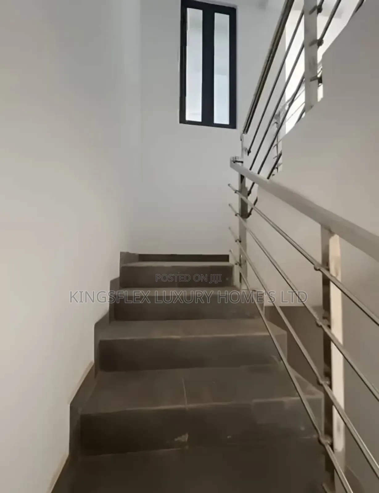 5bdrm Duplex in Faplin Estate , Lokogoma for sale