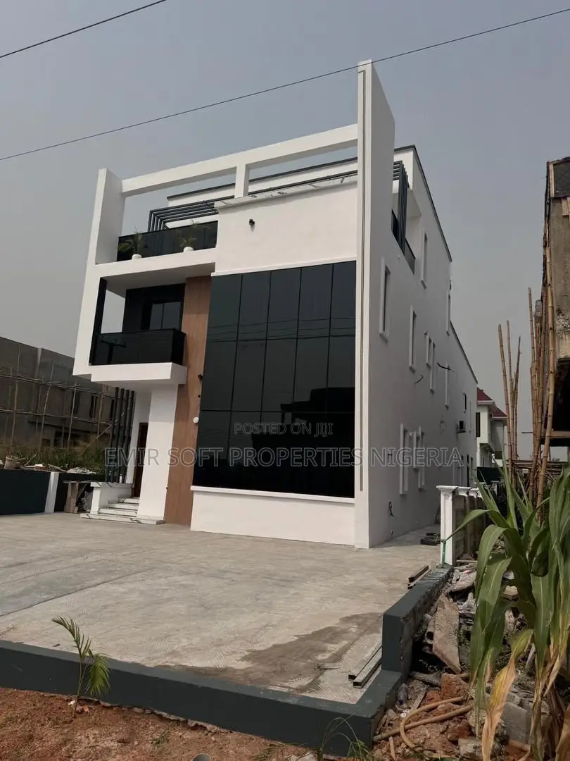5bdrm Duplex in Engr. Lere Adigun, Basorun for sale