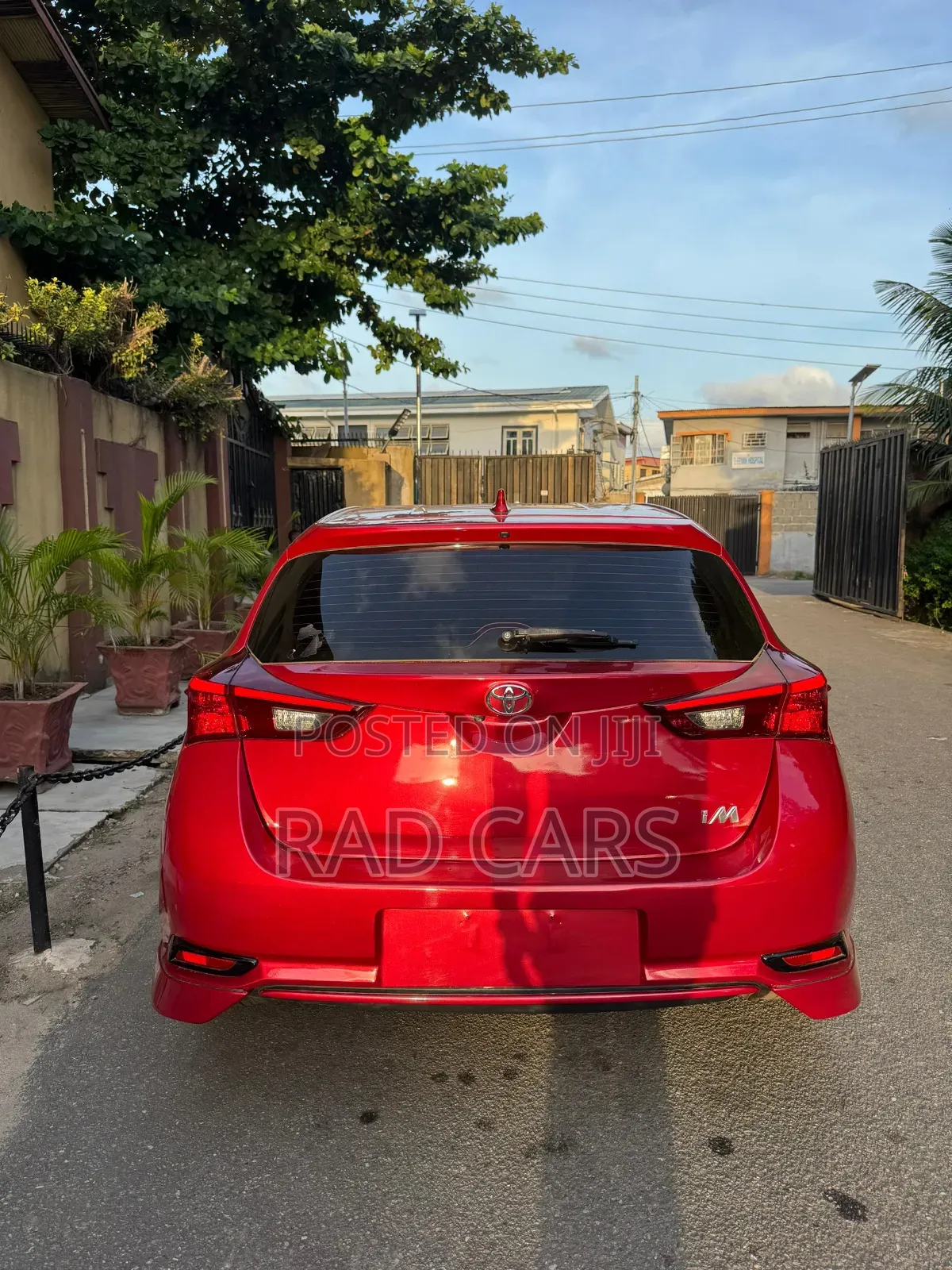 Toyota Corolla SE Special Edition 4dr Sedan (1.8L 4cyl CVT) 2017 Red