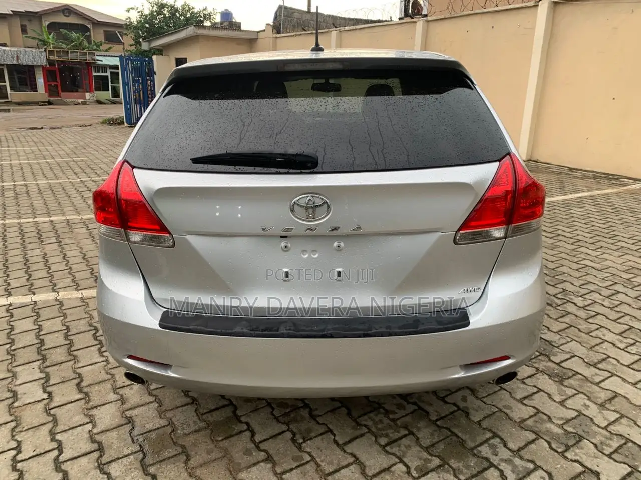 Toyota Venza V6 2010 Silver