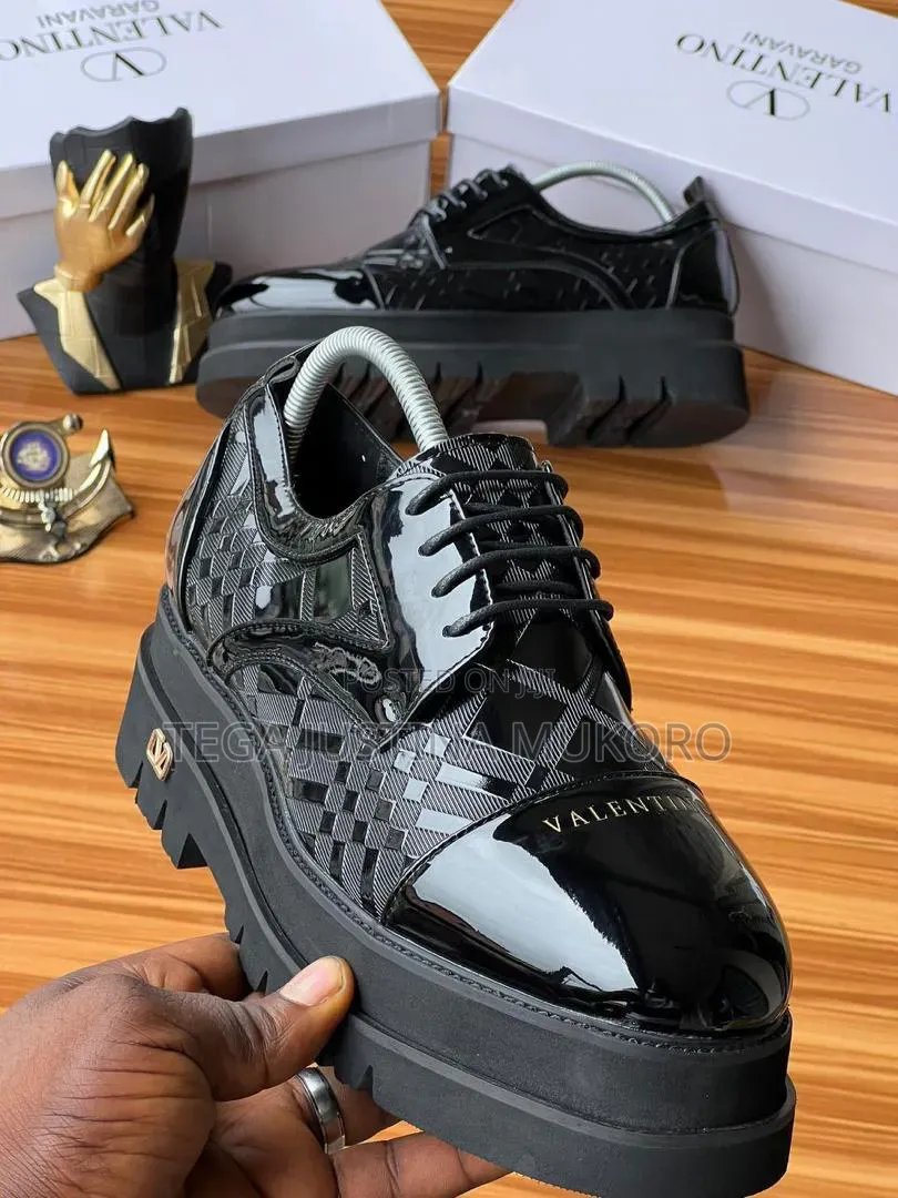 High Quality Valentino Garavani Stylish Men's Flat Shoes
