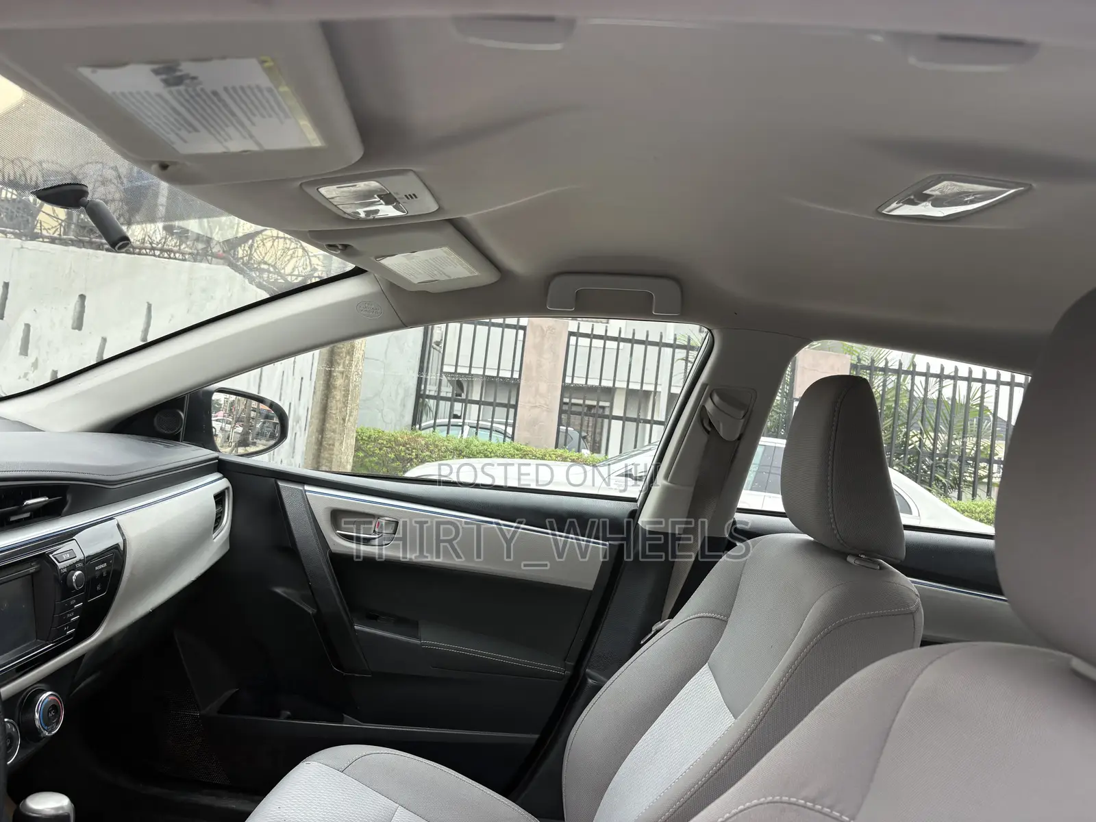 Toyota Corolla 2016 Silver