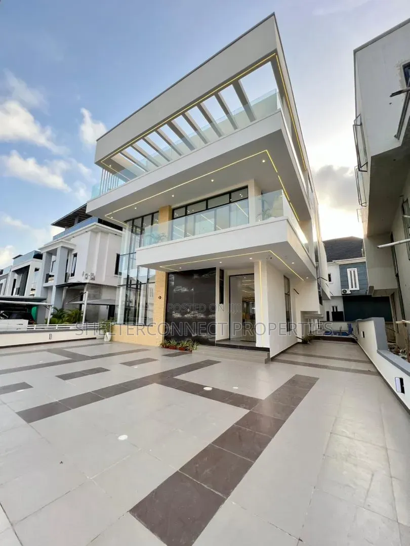6bdrm Duplex in Lekki Expressway for sale
