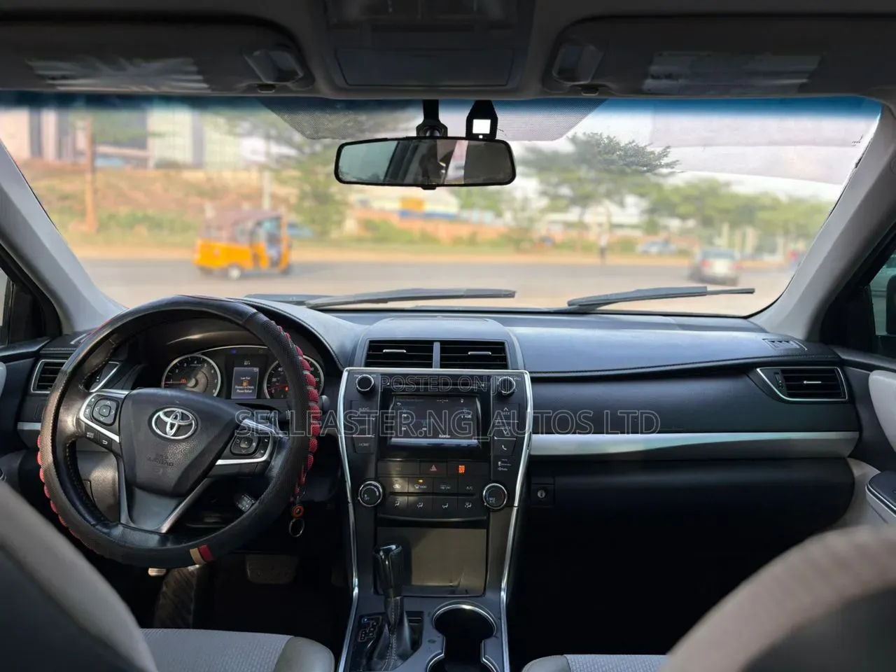 Toyota Camry SE 4dr Sedan (2.5L 4cyl 6A) 2016 Blue