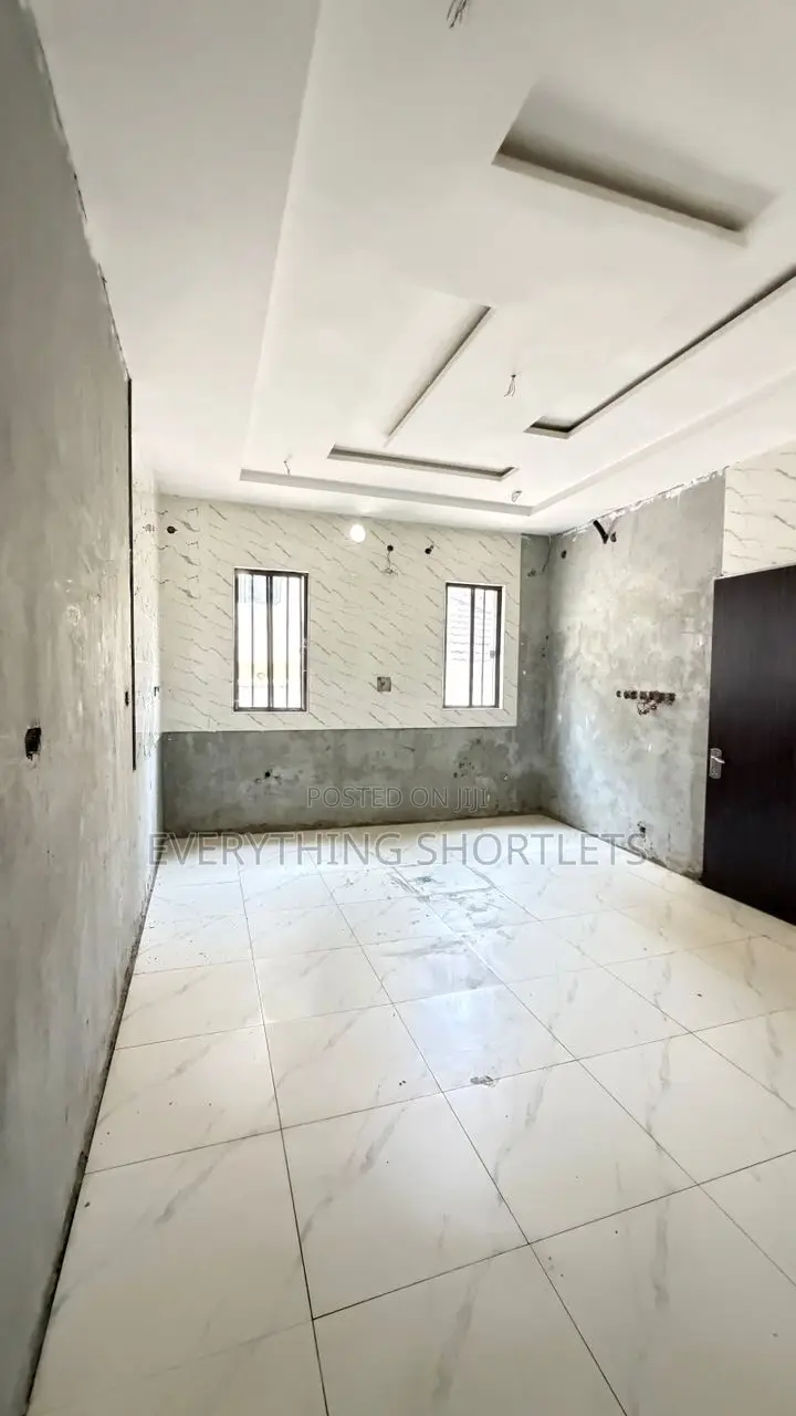 5bdrm Duplex in Apo Resettlement for sale