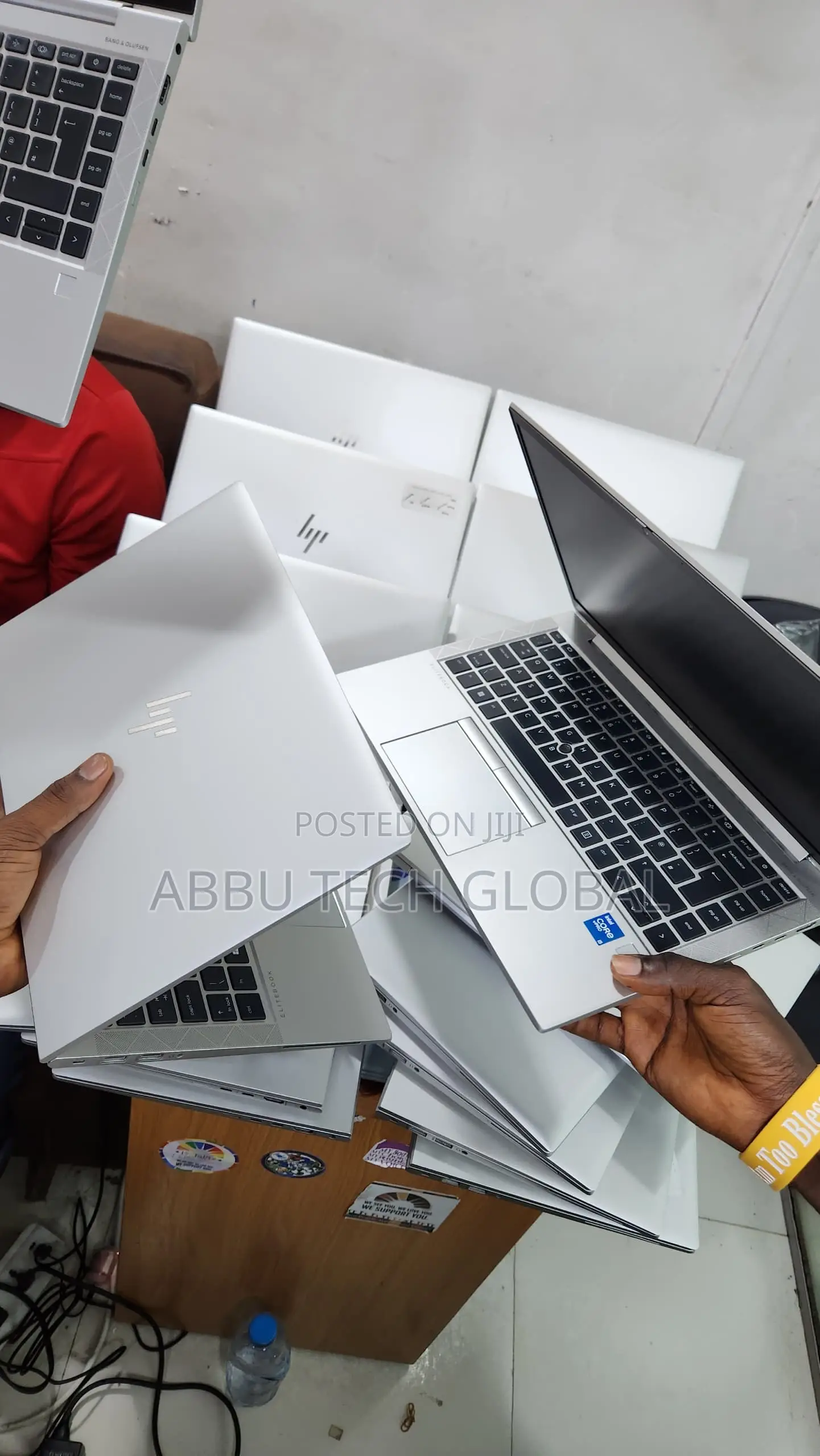 Laptop HP EliteBook 840 G8 8GB Intel Core i5 SSD 256GB