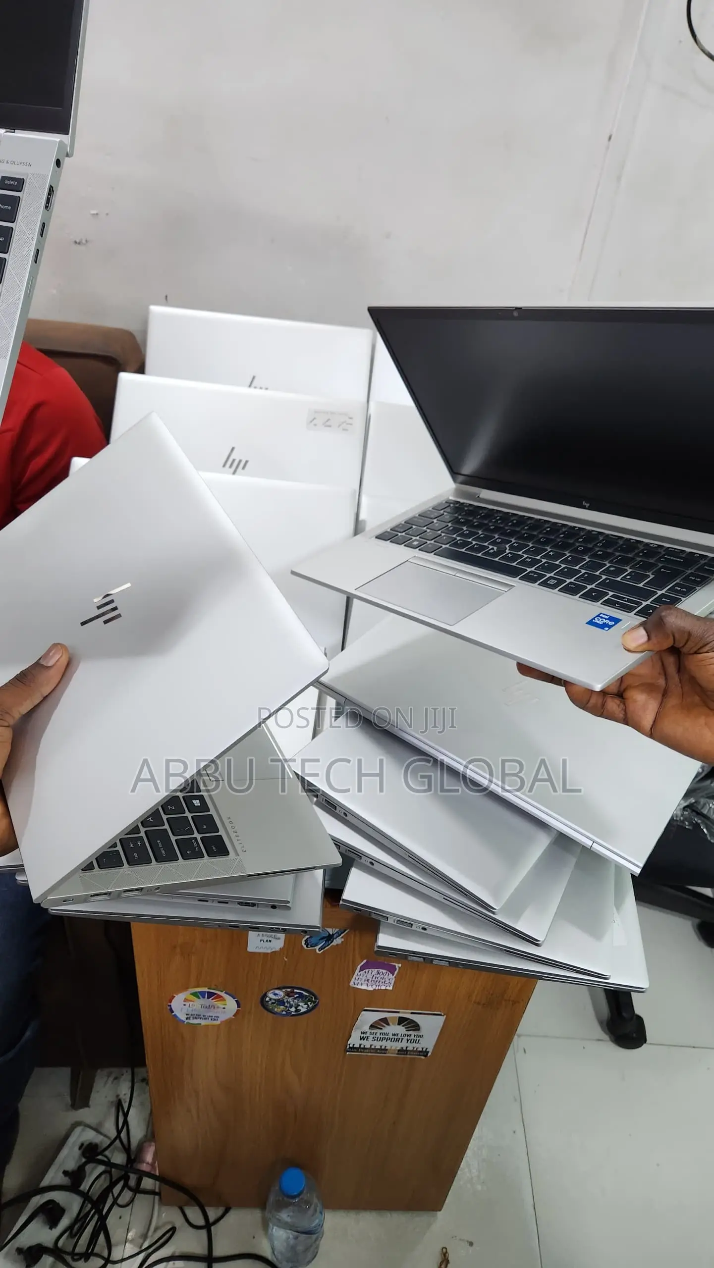 Laptop HP EliteBook 840 G8 8GB Intel Core i5 SSD 256GB