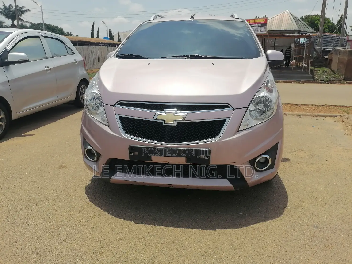 Chevrolet Spark 2011 Gold
