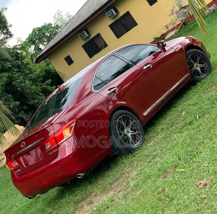 Lexus ES 350 2011 Red