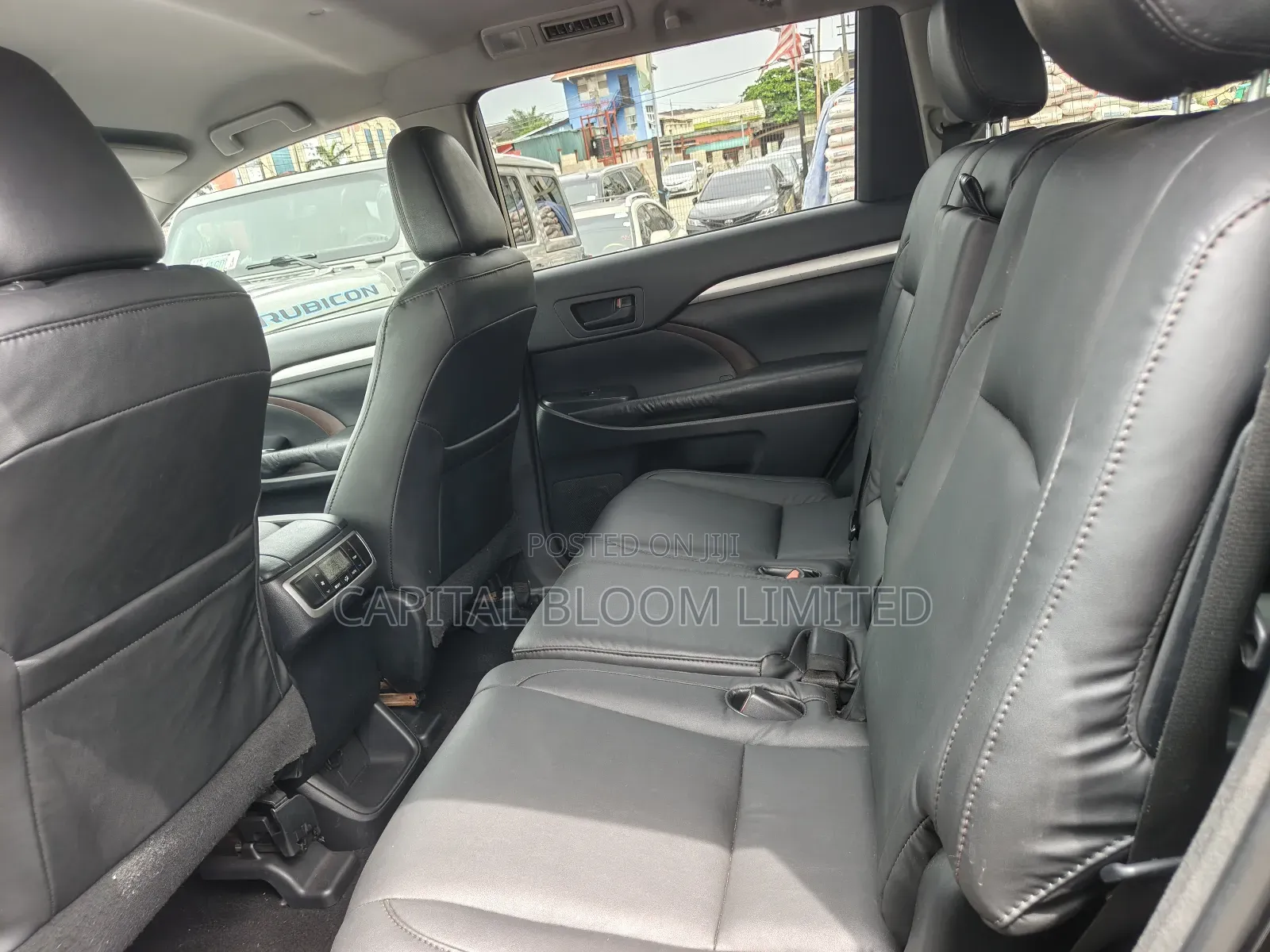 Toyota Highlander LE 4dr SUV (3.5L 6cyl 6A) 2015 Black