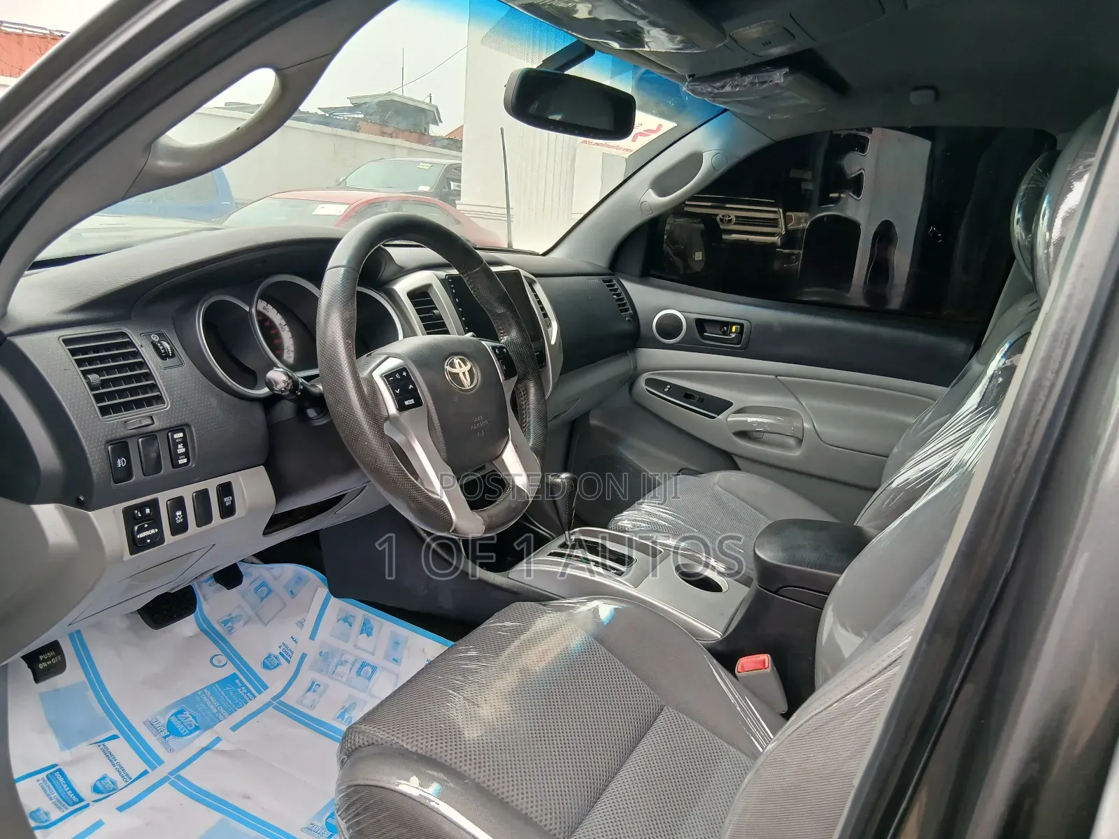 Toyota Tacoma TRD PRO V6 4dr Double Cab 4WD 5.0 ft. SB (4.0L 6cyl 5A)