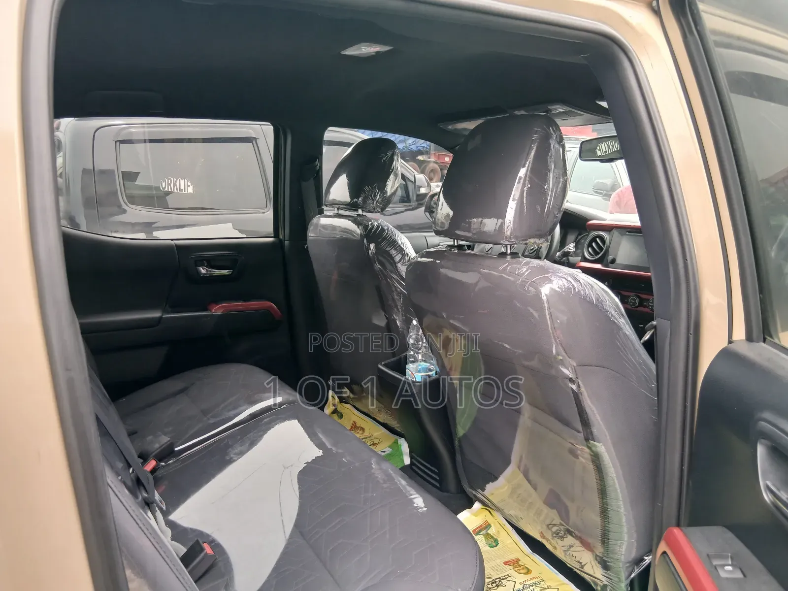 Toyota Tacoma TRD Sport 2018 Gold