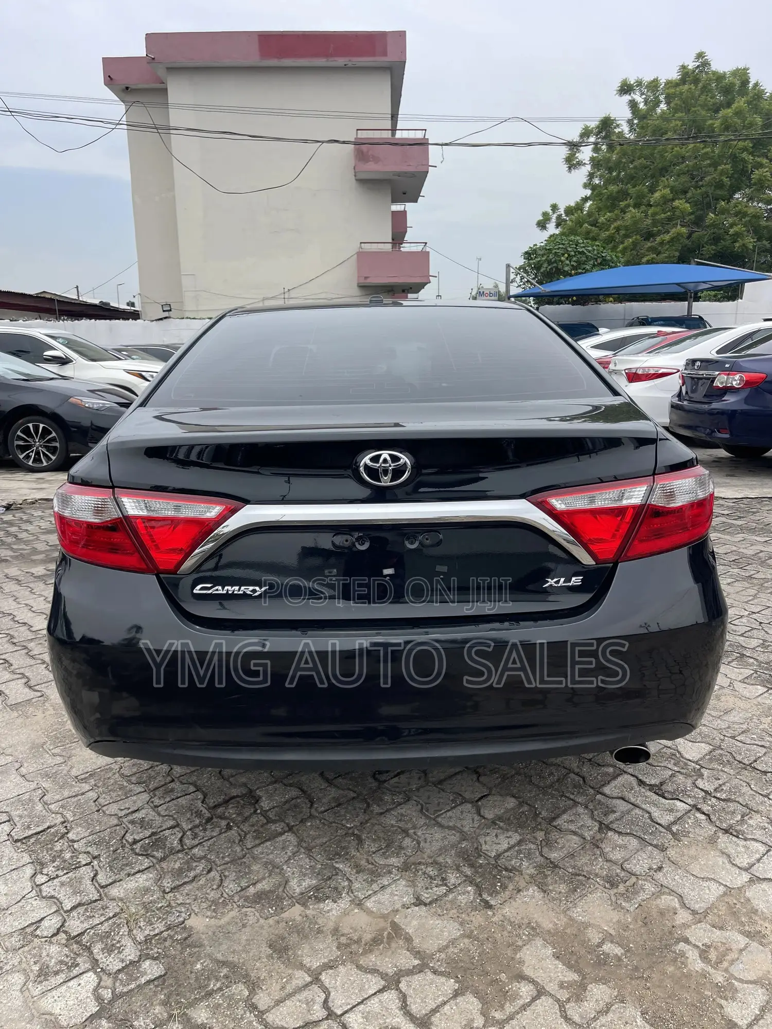 Toyota Camry 2016 Black