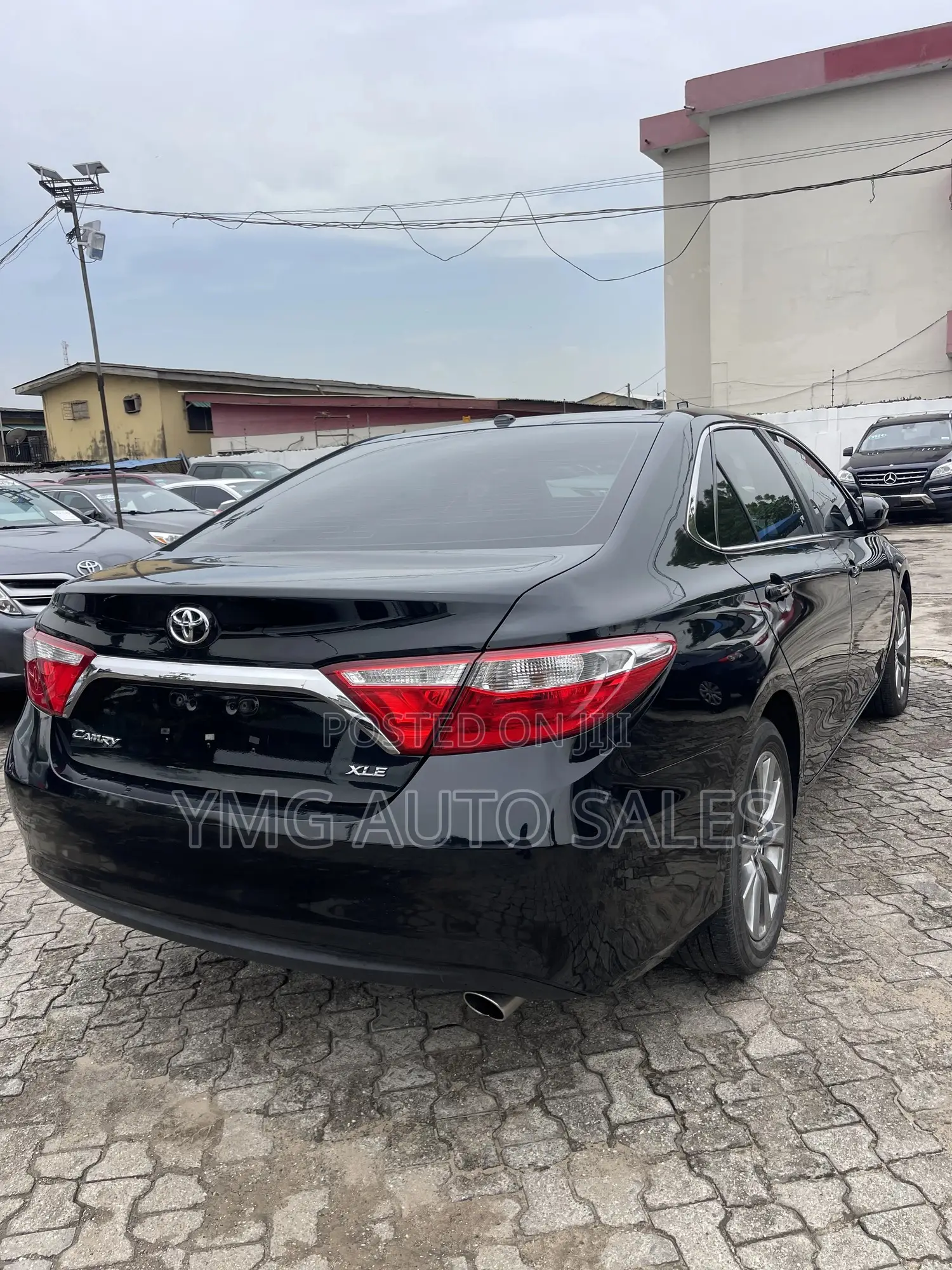 Toyota Camry 2016 Black