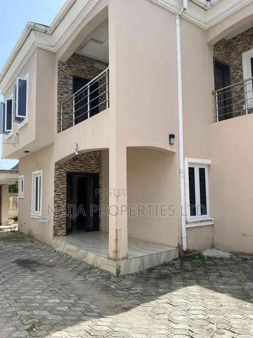 4bdrm Duplex in Peninsula Garden, Sangotedo for rent