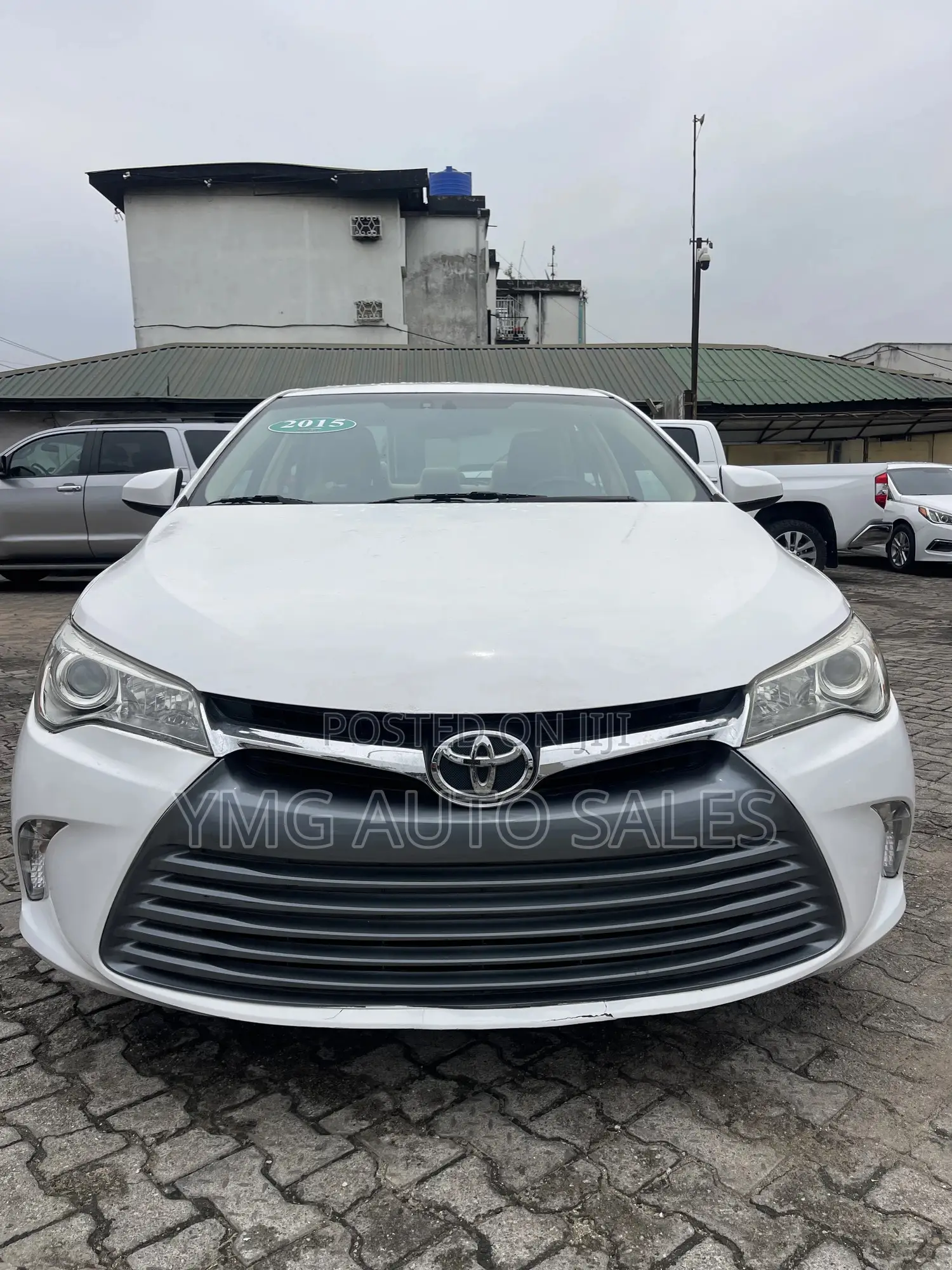 Toyota Camry 2015 White
