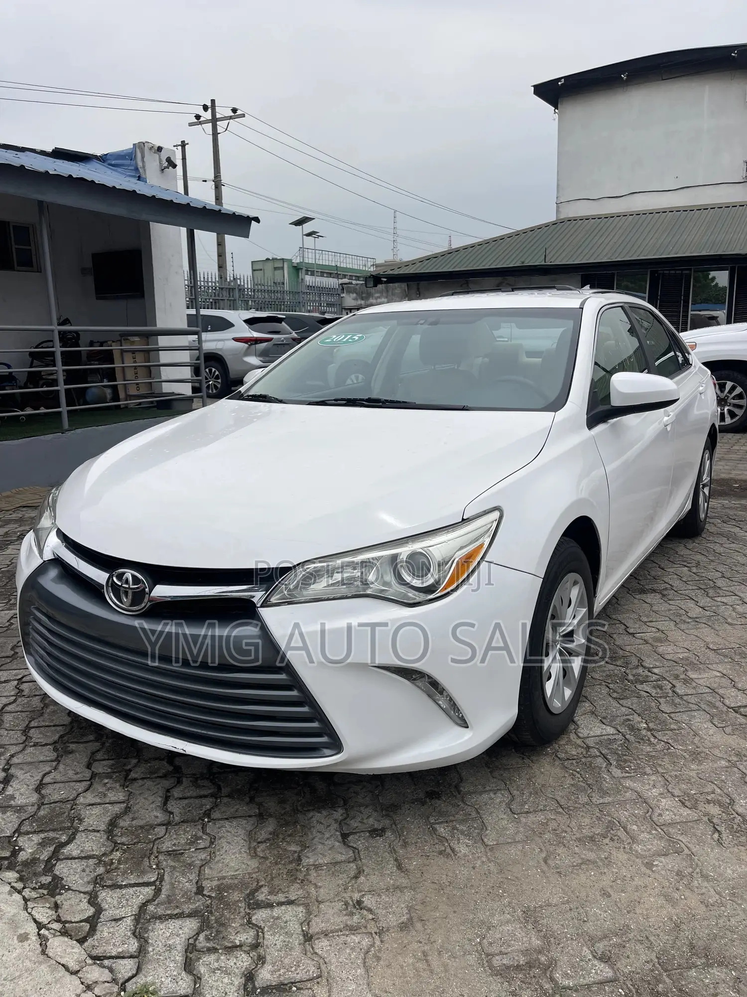 Toyota Camry 2015 White