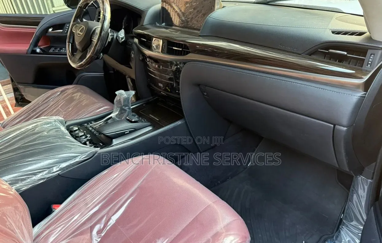 Lexus LX 570 (5 seats) AWD 2021 Black