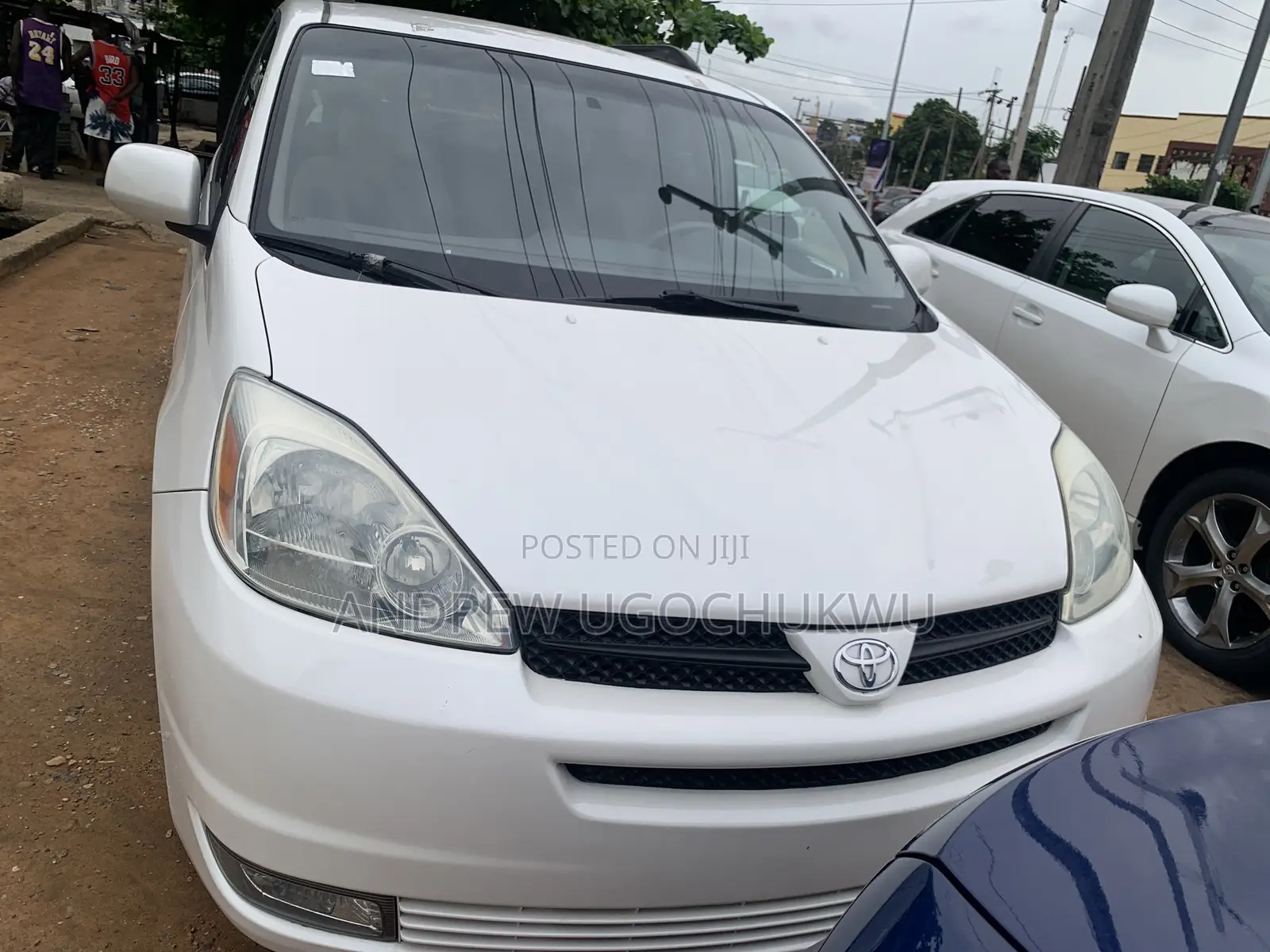Toyota Sienna 2005 White