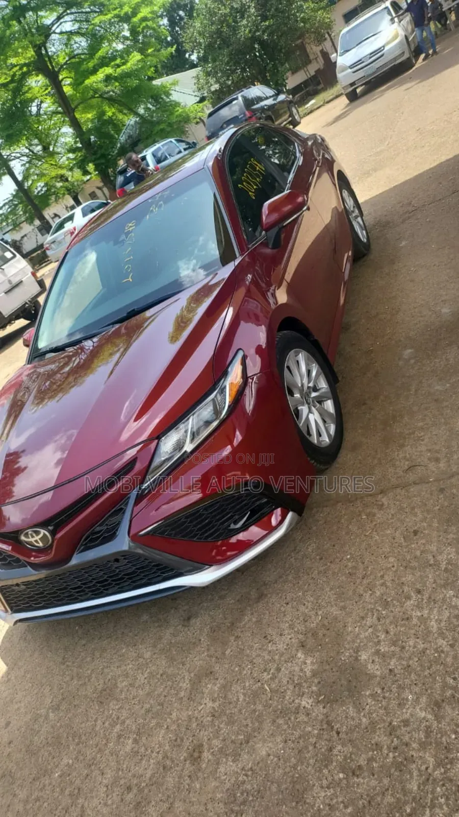 Toyota Camry LE FWD (2.5L 4cyl 8AM) 2018 Red