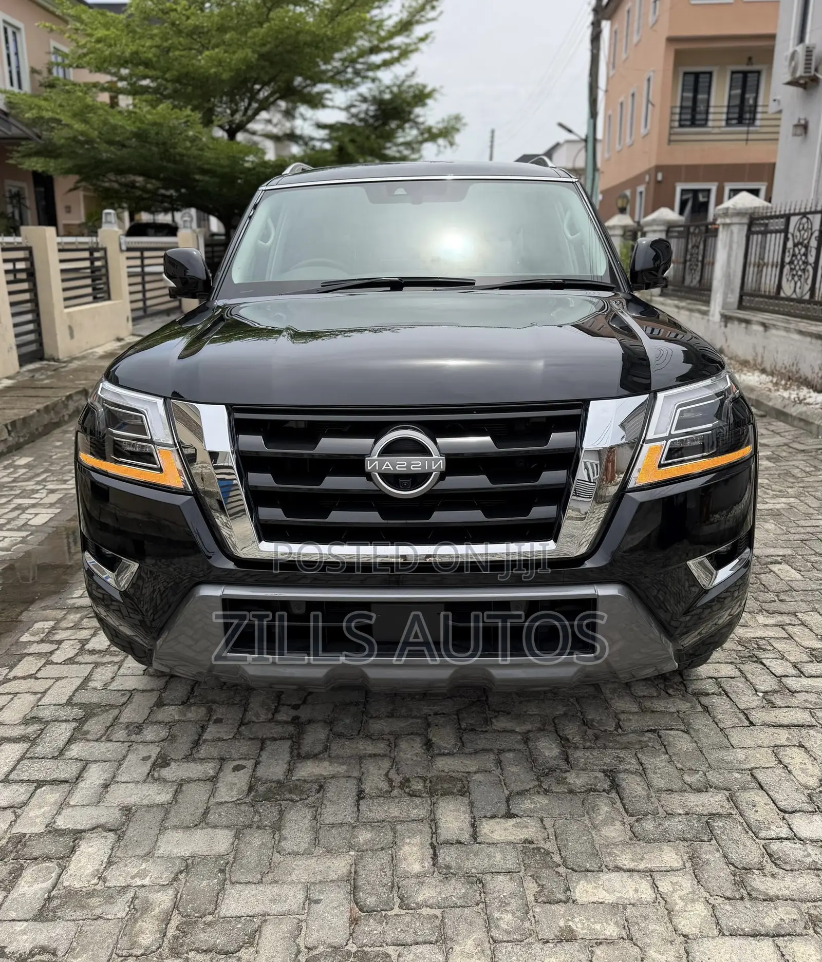 Nissan Armada Platinum 2024 Black