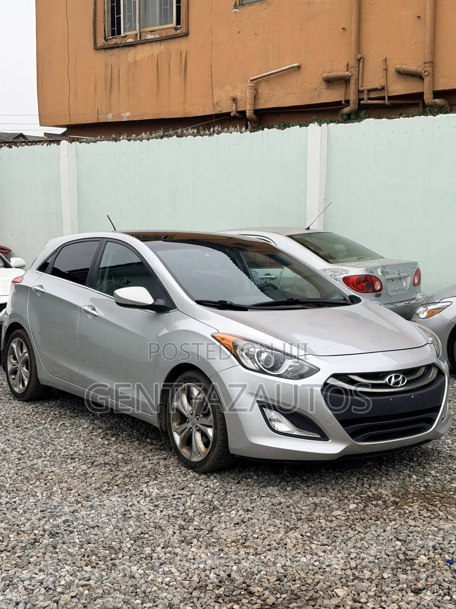 Hyundai Elantra Limited 4dr Sedan (1.8L 4cyl 6A) 2015 Silver