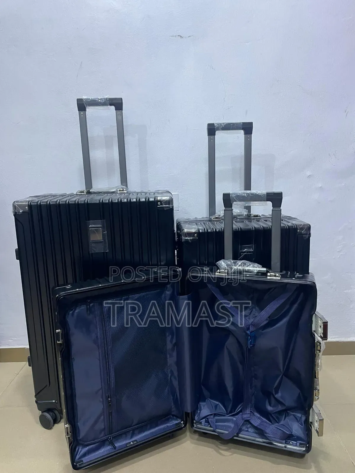 Black Aluminum Luggage Set | Durable