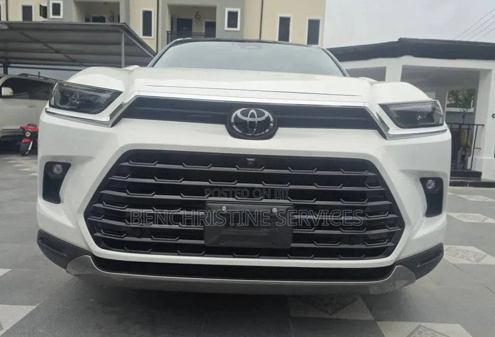Toyota Highlander Limited FWD 2024 White