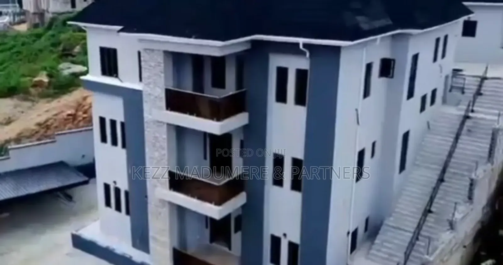 5bdrm Duplex in Guzape , Abuja , Fct for sale