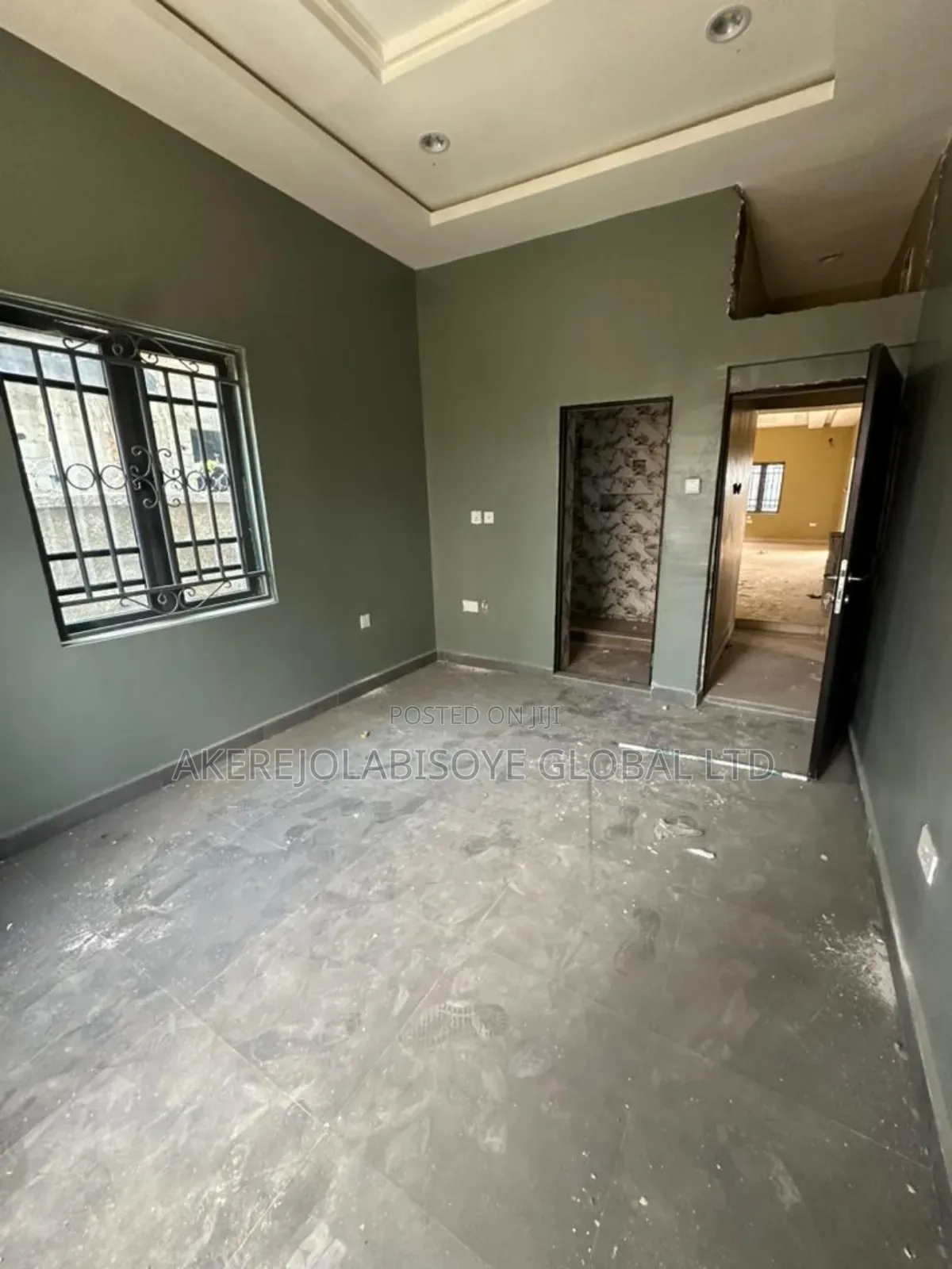 4bdrm Duplex in In An Estate for rent