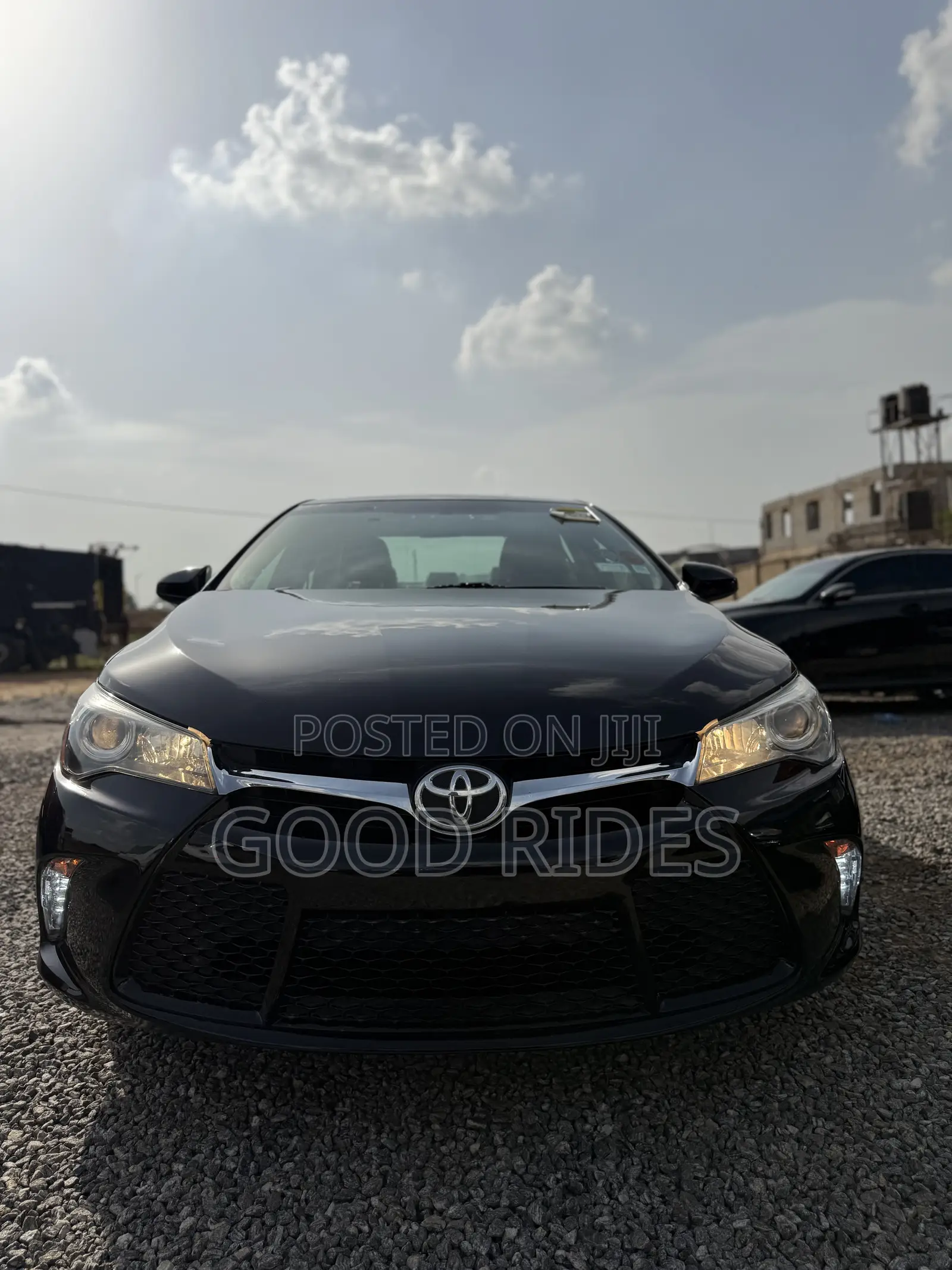 Toyota Camry SE 4dr Sedan (2.5L 4cyl 6A) 2016