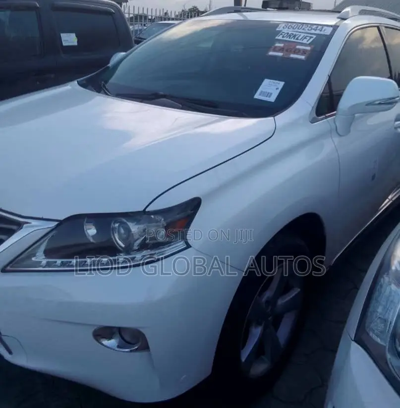 Lexus RX 350 FWD 2013 White