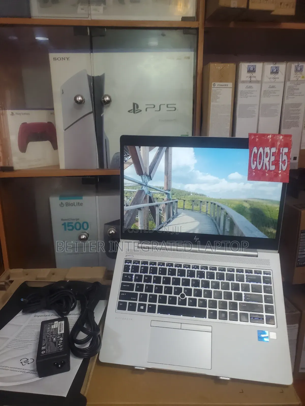 New Laptop HP EliteBook 755 8GB Intel Core 5 SSD 1T